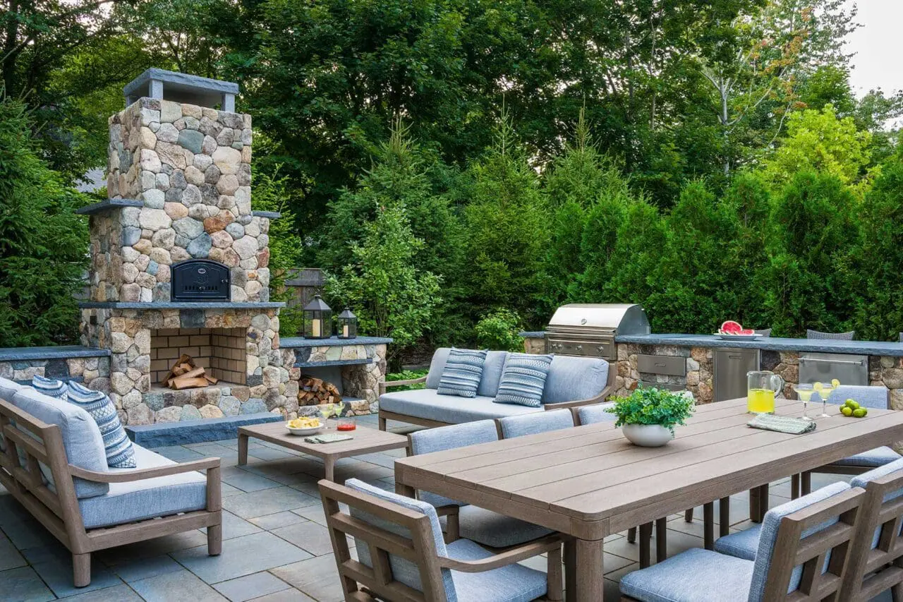 Lush privacy with Green Giant Arborvitae