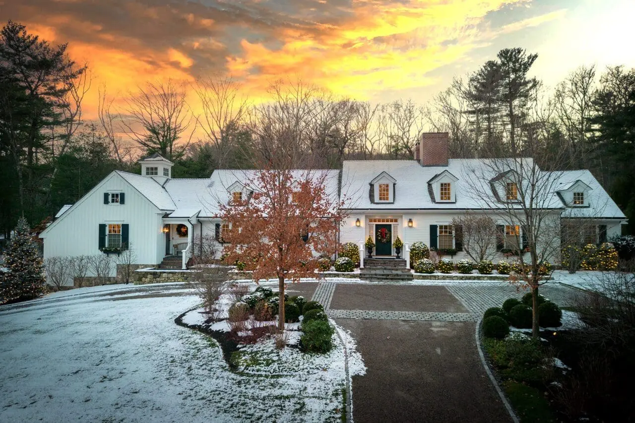 Navigate Winter with Ease Using a Liquid De-icer