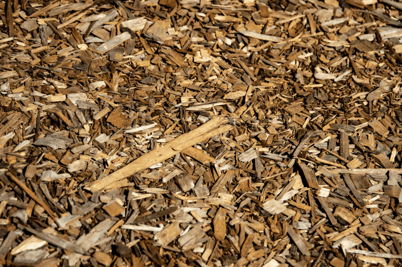 wood bark mulch in Wayland, MA 01776