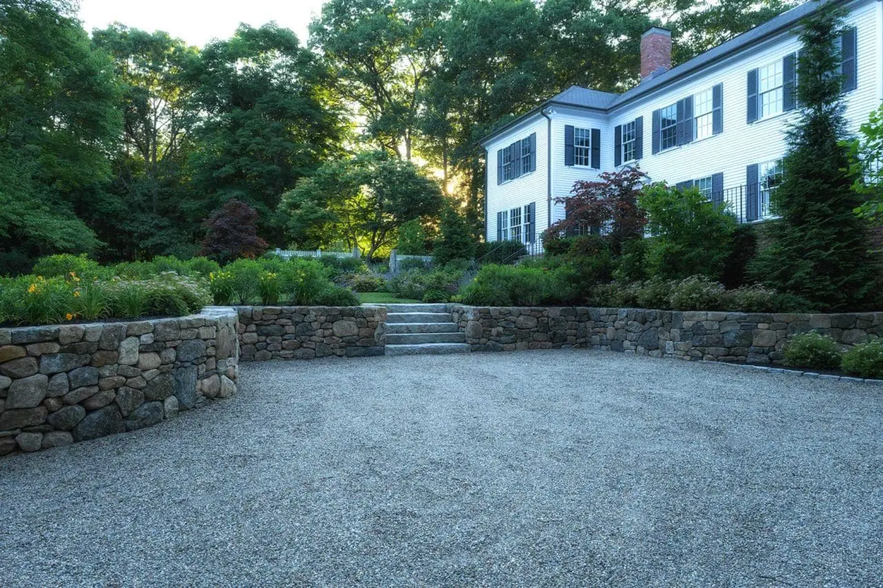 01773 guest driveway gravel pea stone