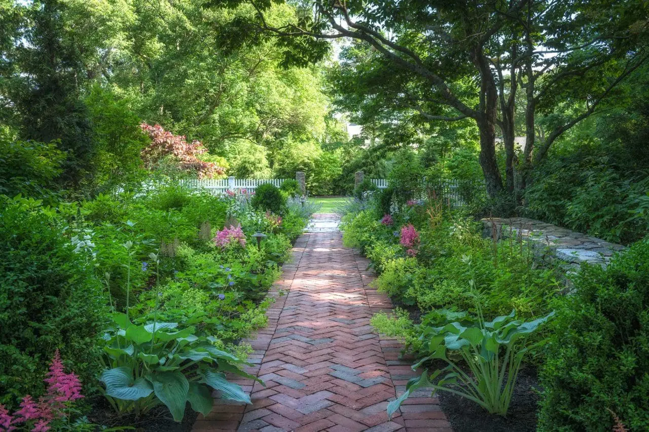 01773reclaimed brick walkway garden
