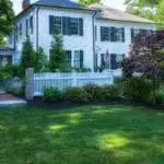 01773 front property fence screened patio