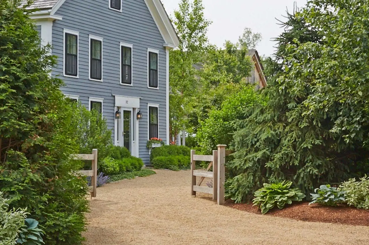 wayland farm gravel drive