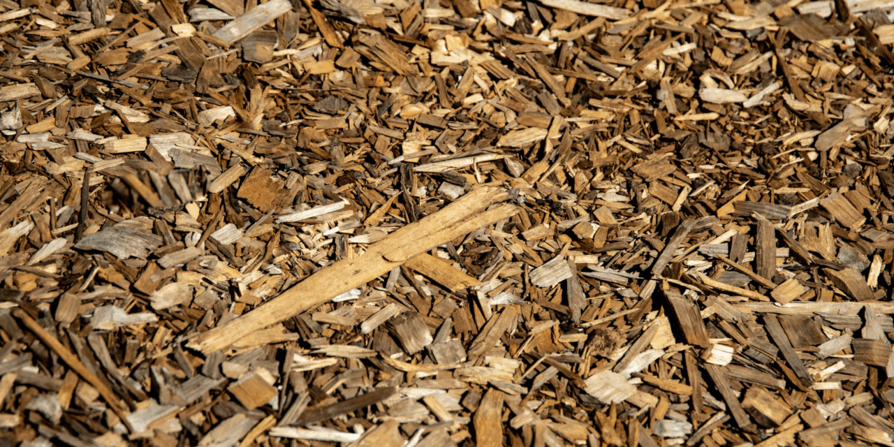 wood bark mulch in Wayland, MA 01776