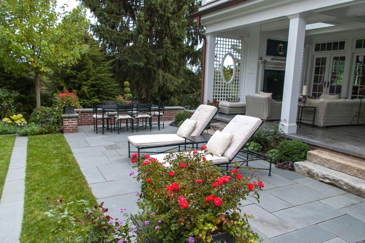 Belmont backyard patio with seating and planters