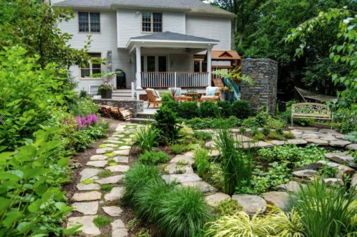 50 Backyard Landscaping Ideas
